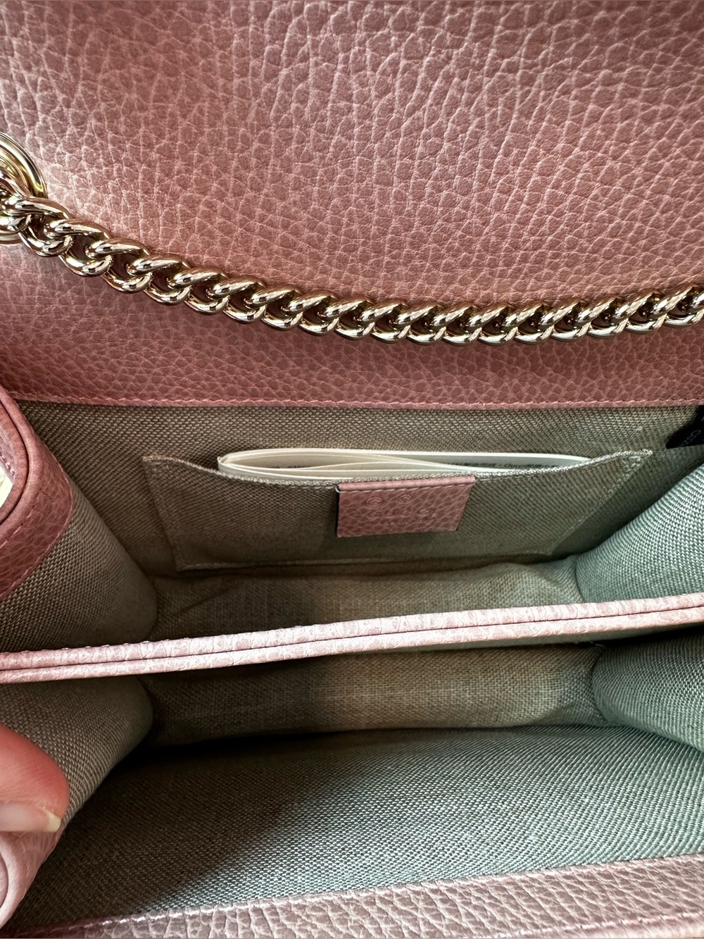Gucci Pink Pebbled Leather Chain Crossbody Bag with Gold GG - Picture 7 of 16